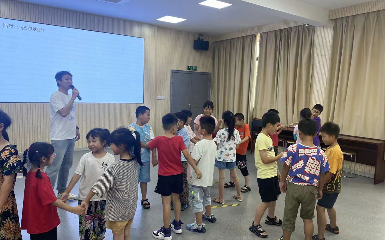 雁塔龙观乡中心学校